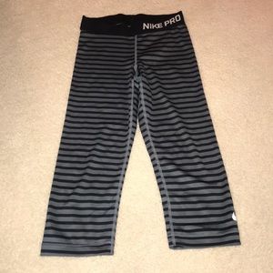 Nike compression leggings